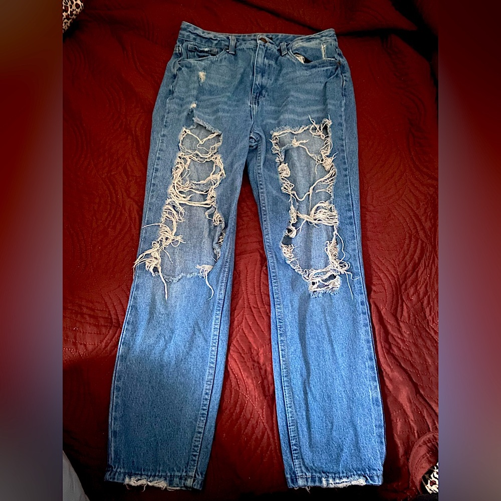 Bluenotes size 30 high rise blue ripped mom jeans